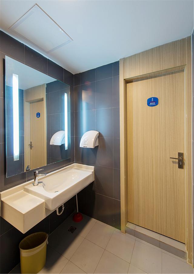 Hanting Hotel Shanghai Xin Hua Hospital Экстерьер фото